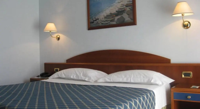 Трёхместный номер Standard Hotel Levante