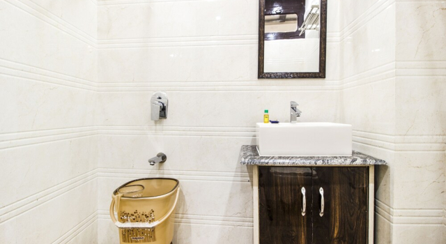 Sant Homestay Golden Temple By FabHotel, Book Hotel Amritsar Punjab