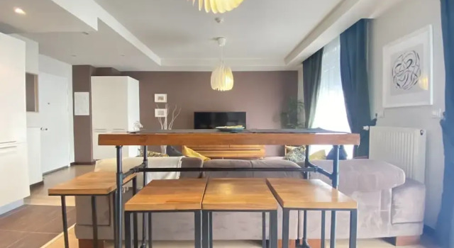 Chic Residence Flat With Central Location In Sisli, Забронировать Отель Шишли Стамбул, рядом с Bomontiada