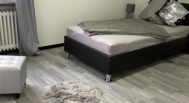 Ferienhaus Mone, Забронировать Апартаменты/квартира Отели Майен с парковкой, Парковка