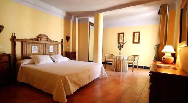 Семейный номер Standard Hotel Rosaleda Don Pedro