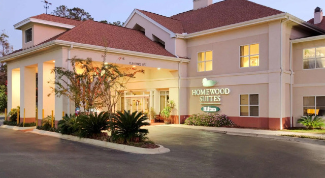 Кровать в общем номере Homewood Suites by Hilton Tallahassee