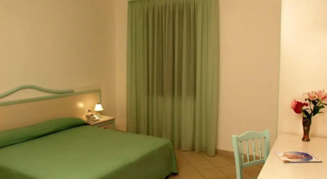 Hotel Residence La Fortezza, Varaa Hotelli San Lucido Calabria