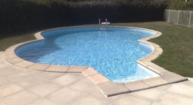 Cozy Holiday Home in Penmarch with Private Swimming Pool, Rezerwuj Hotel Penmarch 