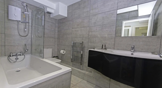 Апартаменты Clifton Court Apt 19 With Heated Pool