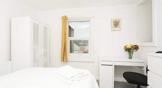 Newly Refurbished House in Bath - Sleeps 3, Забронировать Отель Отели Бата 3 звезды, рядом с Moorlands Play Area, 3*