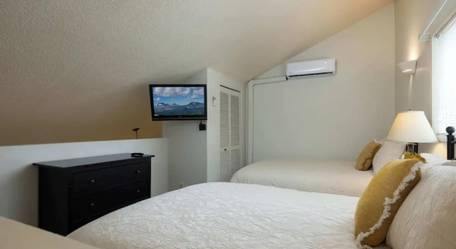 Ponderosa Resort Condo for 6!