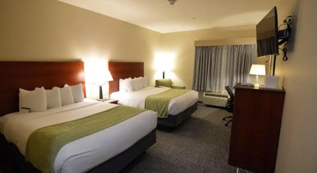 Номер Standard Best Western Franklin Town Center Hotel & Suites