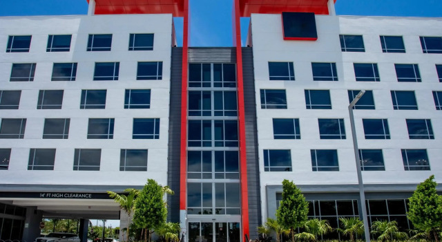 Kompose Boutique Hotel Miami Airport, Rezerwuj Boutique Hotel Hotele w Miami Beach z basenem, Basen