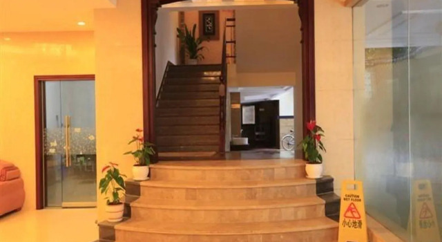 Yangshuo Huaxiangmanting Xijie Hotel