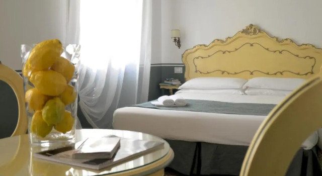 Двухместный номер Standard с видом на канал Ca San Trovaso - 6 Rooms