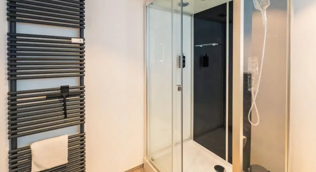 Номер Standard CREST - Riverside Lofts & Studios