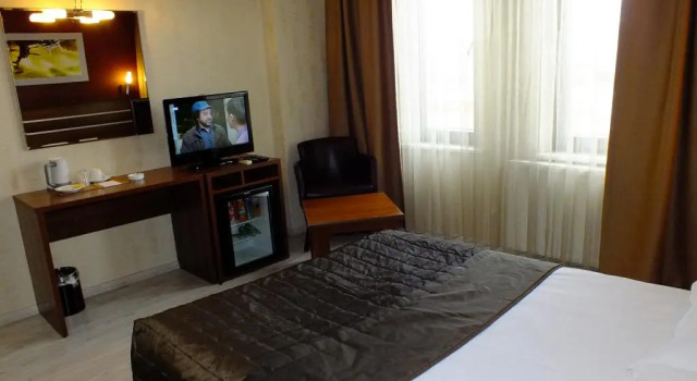 Lifos Otel