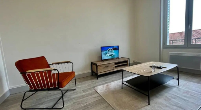 Апартаменты APPARTEMENT T2bis RUE BRAVARD