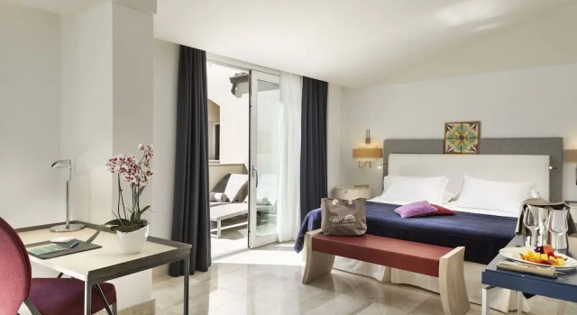 Is Arenas Resort, Забронировать Курортный отель Отели Нарболия с парковкой, Парковка