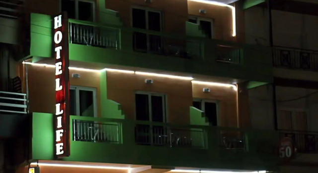 City Life Port Hotel