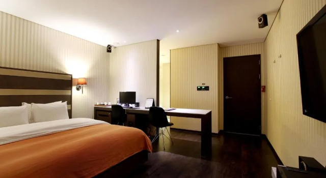 Двухместный номер Standard Uijeongbu Latree Hotel