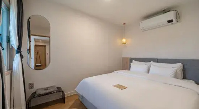 Семейный люкс с 2 комнатами Geoje-Si Hound Hotel Jangseungpo
