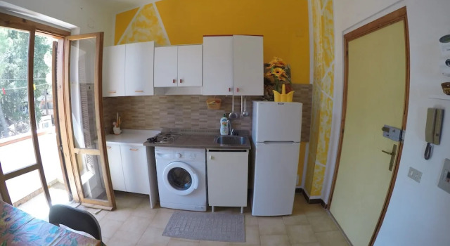 San Martino 1 Bed Apartment, Varaa Huoneisto Staletti Calabria
