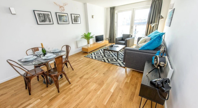 Approved Serviced Apartments VIP, Забронировать Апартаменты/квартира Отели Англии с бассейном, Бассейн