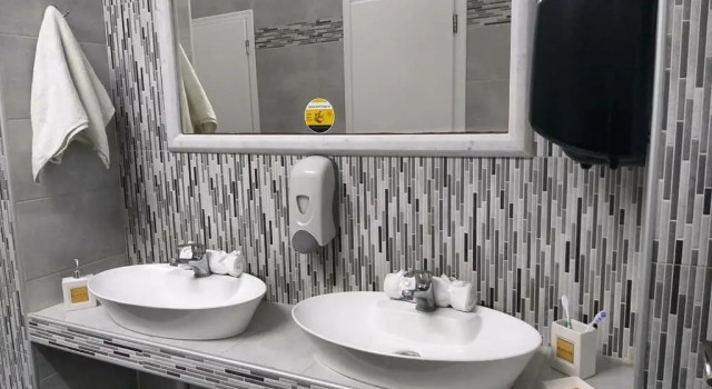 Кровать в общем номере Youth Hostel Anna