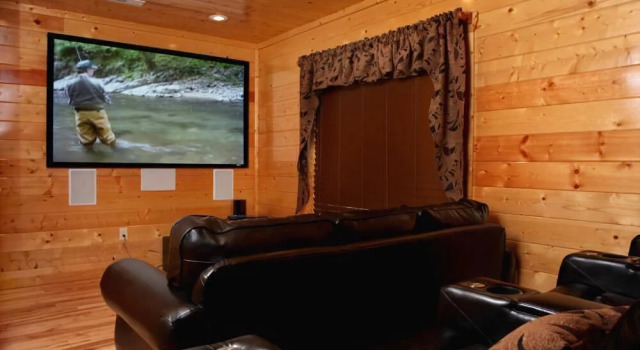Together Again 2 Bedroom Home with Hot Tub