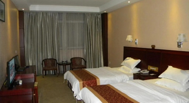 Nanjing Riyu Business Hotel, Prenota Hotel Hotel a Jiangsu con parcheggio, Parcheggio