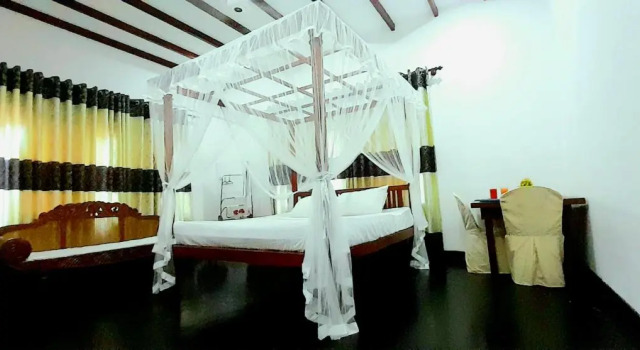 Isuru Holiday Inn, Reserva ahora Hotel Matara Distrito de Matara