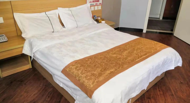 Thank Inn Hotel He'Nan Hebi New District Huanghe Road, Rezervovat Hotel Hebi Henan