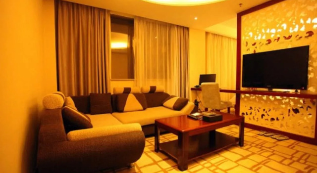 Baxi Hotel Guangzhou Hanxi Changlong Branch