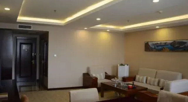 Suite Business Royal Hot Spring Hotei