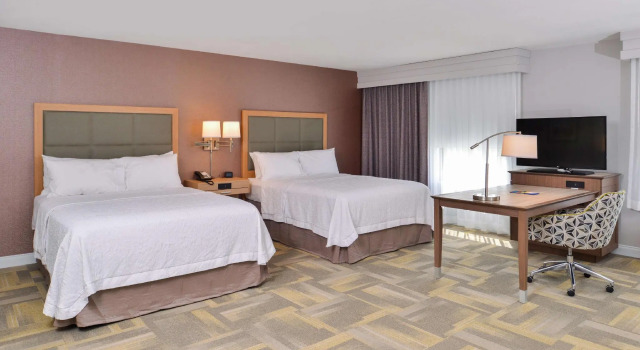 Четырёхместная студия Hampton Inn and Suites Altoona-Des Moines by Hilton