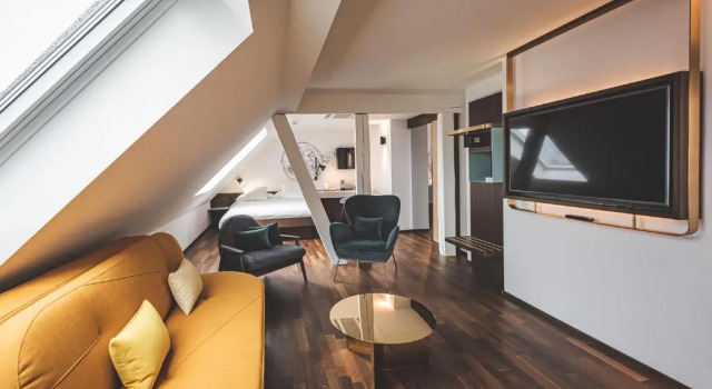 Полулюкс Hotel Bernina Geneva