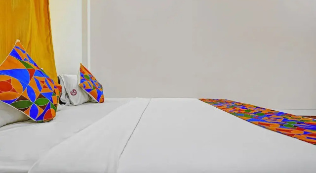 Hotel O Lord Krishna, Забронировать Отель Отели штата Махараштры 3 звезды, 3*