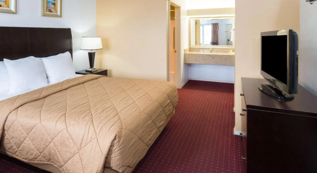 Двухместный номер Standard Days Inn by Wyndham Newport OR