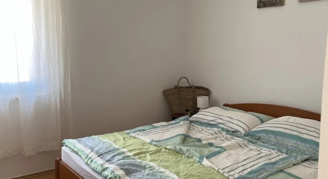 Семейный коттедж с 2 комнатами с видом на море Beachfront House Marlot