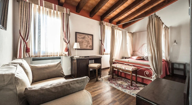 Superior Zimmer mit Blick auf den Innenhof Locanda Bepa