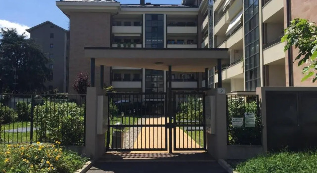 ALTIDO Apt for 4 with Terrace in a Quiet Residential Area, Book Hotel Milan Lombardy, near Lampugnano