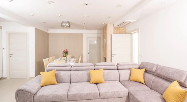 Коттедж Luxury villa Bachin - family villa