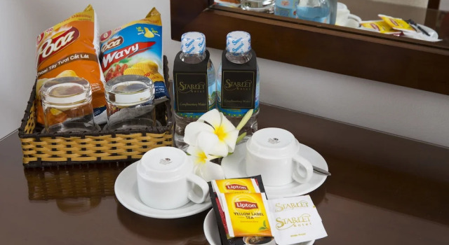 Номер Standard с балконом и с видом на город Starlet Hotel