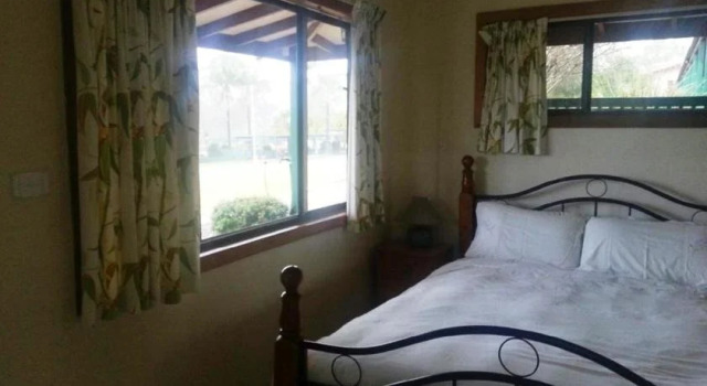 Altamira Retreat, Book Hotel Bundook New South Wales