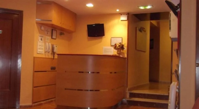 Pension Plaza, Prenota Hotel Hotel a Asturie con parcheggio, Parcheggio
