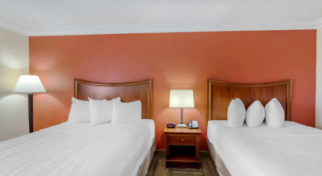 Четырёхместный номер Standard Best Western Plus Loveland Inn