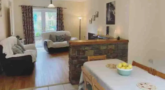 Molaga Street Retreat - 3 Bedroom House, Prenota Hotel Clonakilty 