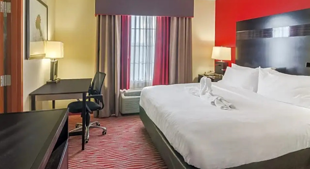 Люкс c 1 комнатой Holiday Inn Express Hotel & Suites Vinita by IHG