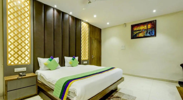 Двухместный номер Deluxe Treebo Winsome Resort with Swimming Pool
