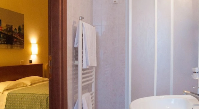 Одноместный номер Standard с балконом Hotel Elefante Bianco