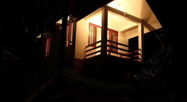 Вилла Superior с балконом и с красивым видом из окна Dhanagiri Homestay Wayanad
