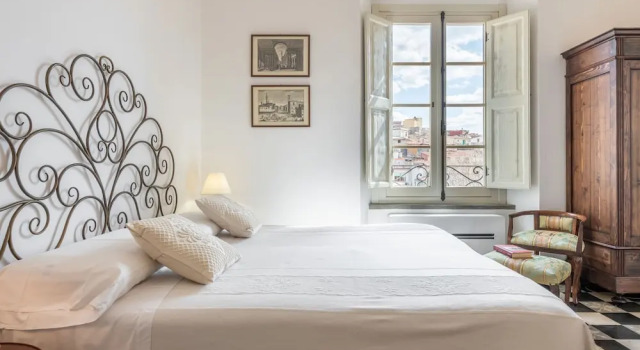 Трёхместный номер Standard с балконом PALAZZO CHERCHI