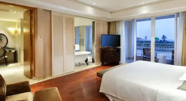 Люкс Sheraton Haikou Hotel